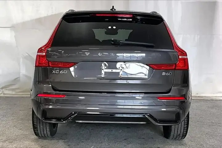 Volvo Xc60 2023 photo 4