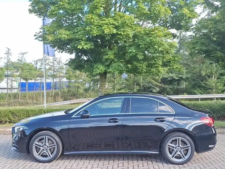 Mercedes-Benz A-Class 2020 photo 4