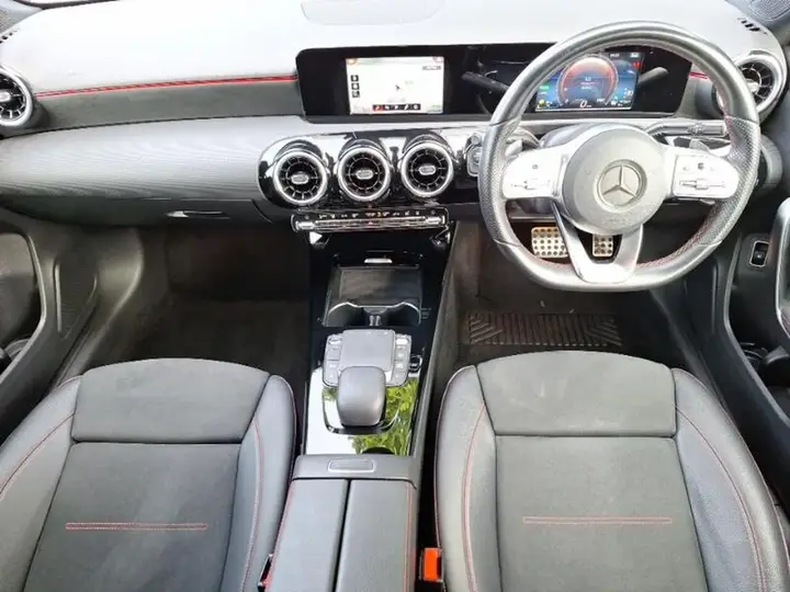 Mercedes-Benz A-Class 2020 photo 3