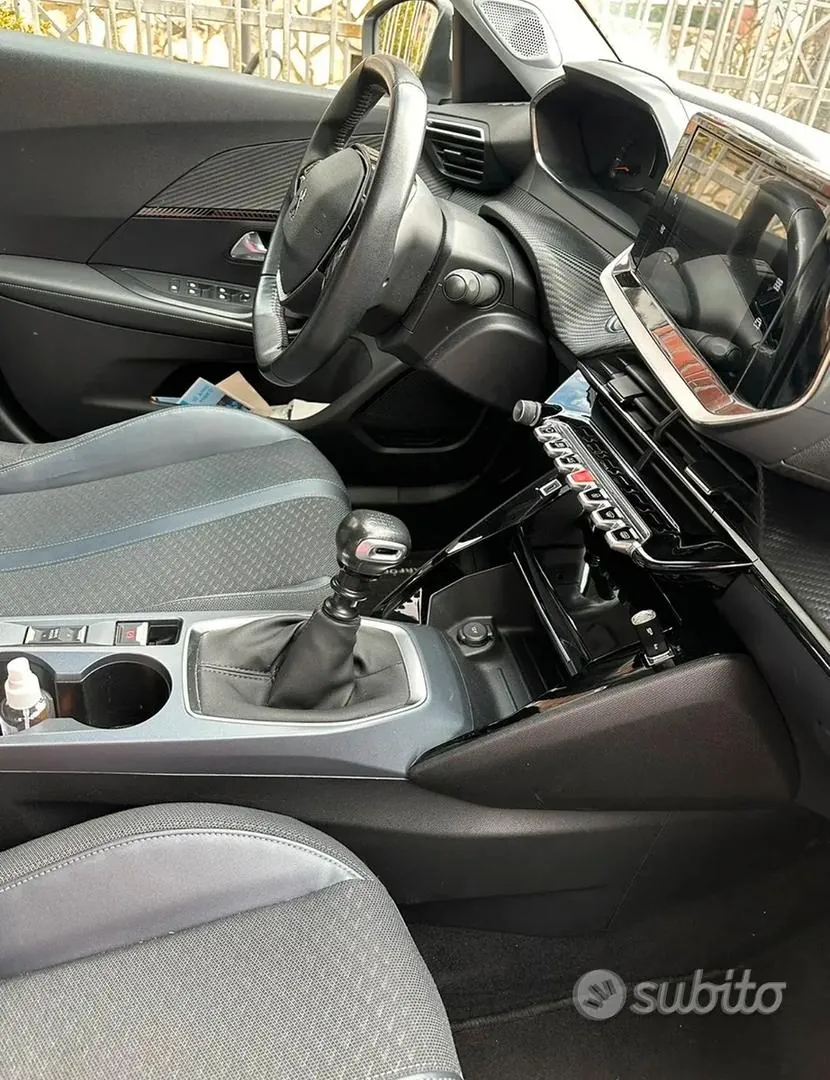 Peugeot 2008 2020 photo 4