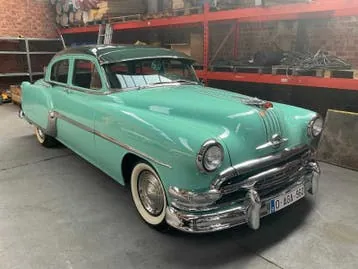 Pontiac Chieftain Deluxe 1954 photo 2