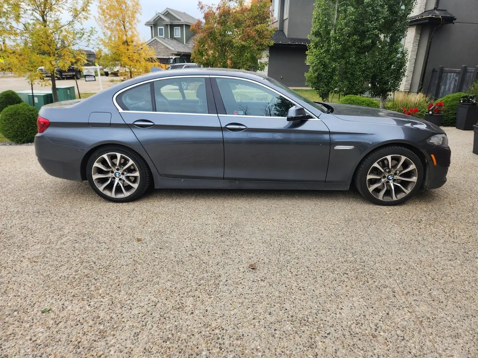 BMW 5Series 2015 photo 3