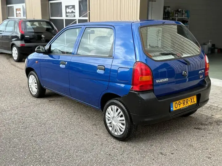 Suzuki Alto 2005 photo 2