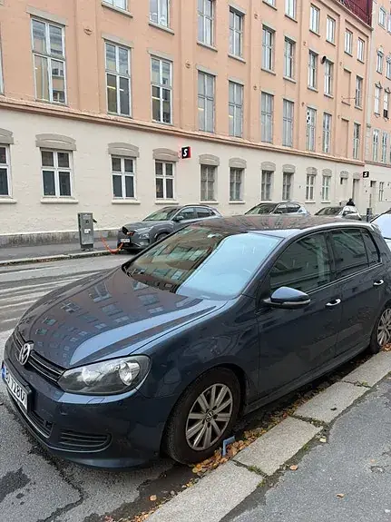Volkswagen Golf 6 2011 photo 2