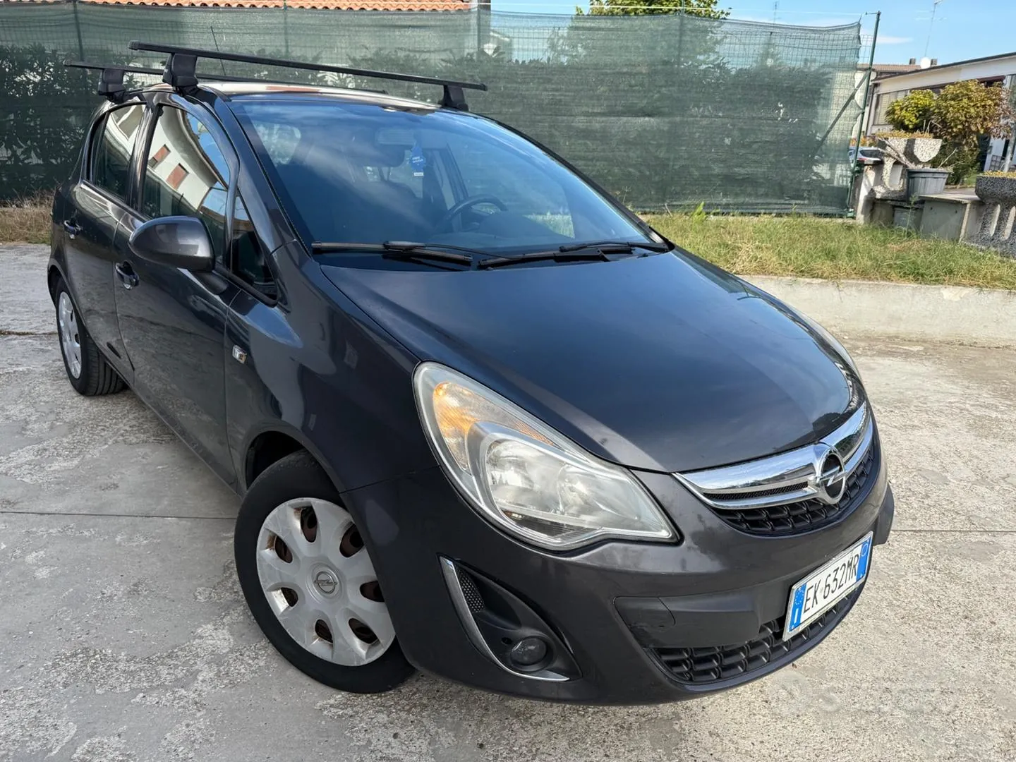 Opel Corsa 2011 photo 3