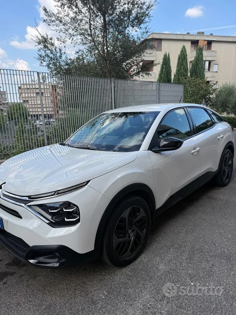 Citroen C4 2024 photo 2