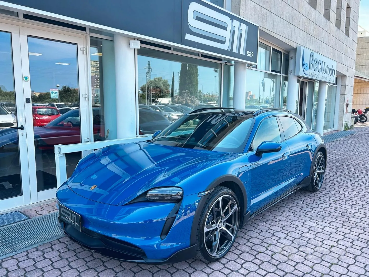 Porsche Taycan