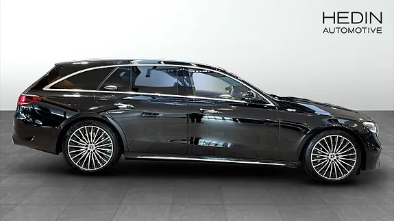 Mercedes-Benz E300 De 2026 photo 3