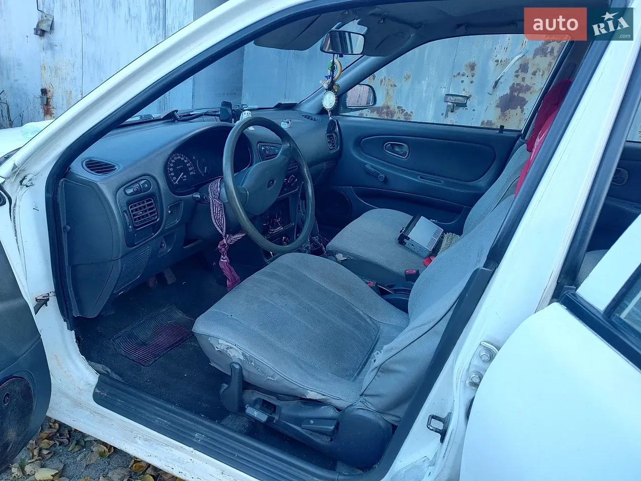 Mitsubishi Lancer 1993 photo 4