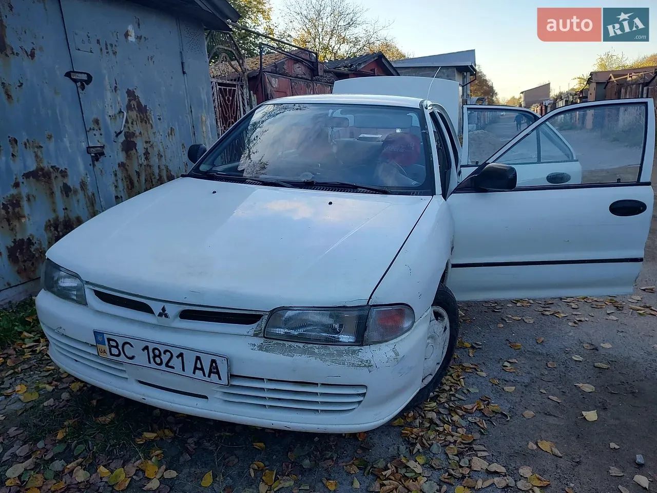 Mitsubishi Lancer 1993 photo 3
