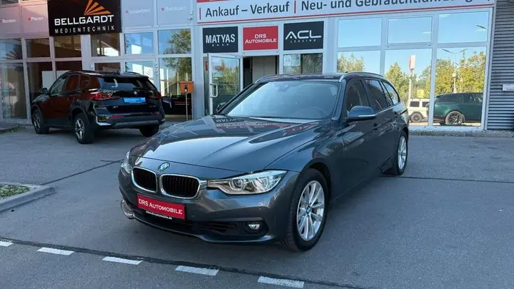 BMW 330I