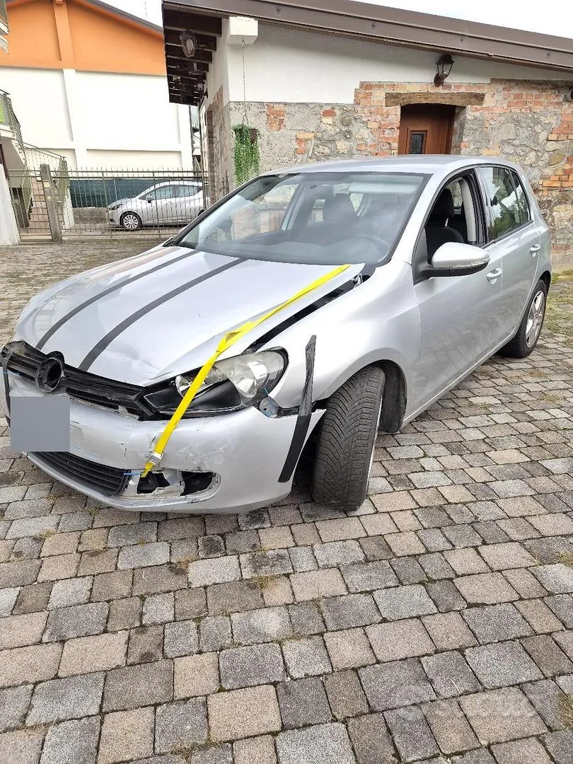 Volkswagen Golf 2009 photo 2