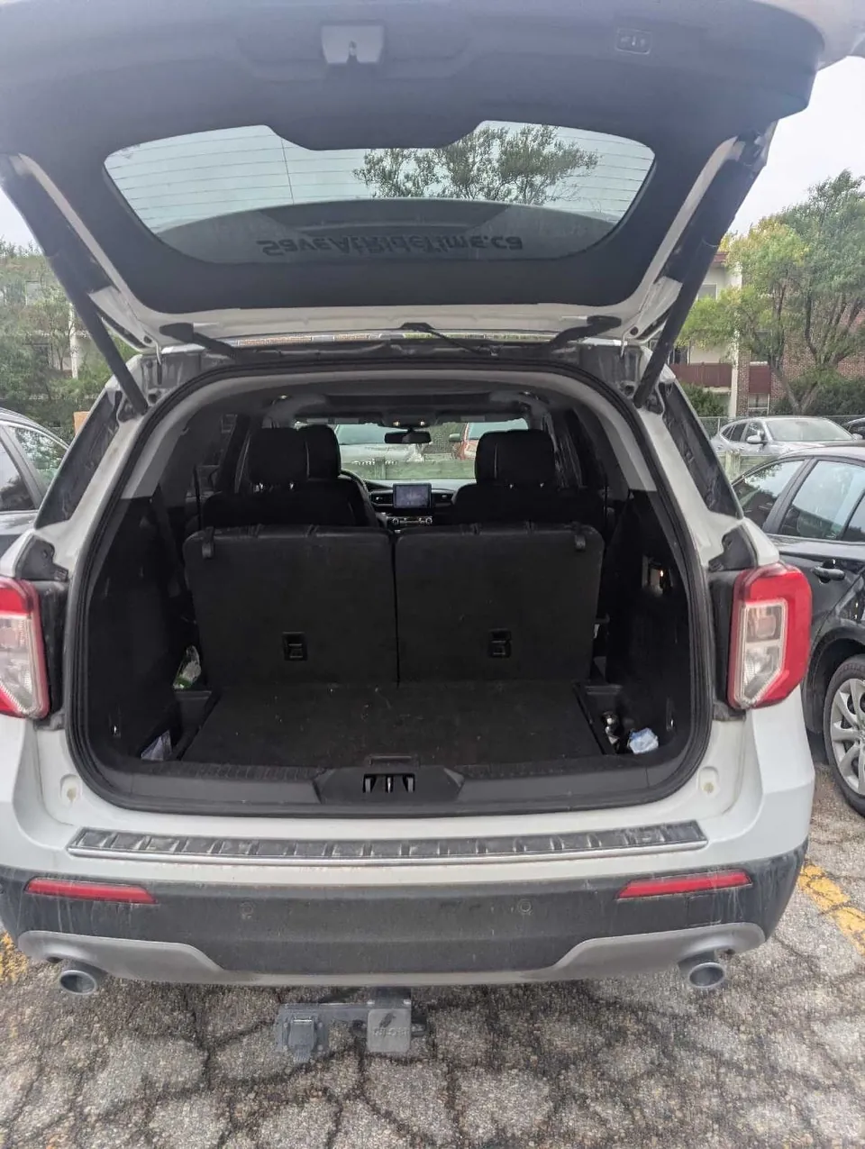 Ford Explorer 2022 photo 3