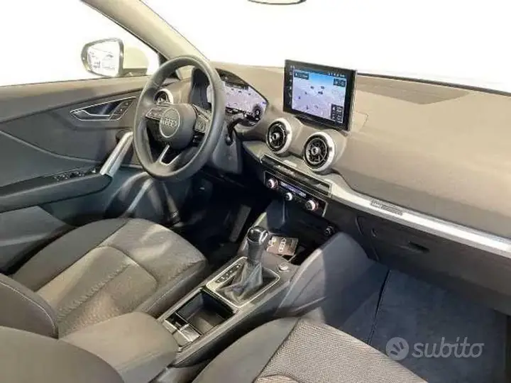 Audi Q2 2025 photo 3