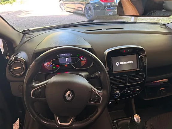 Renault Clio 2017 photo 3
