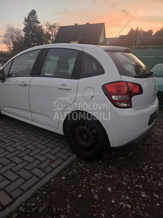 Citroen C3 2011 photo 5