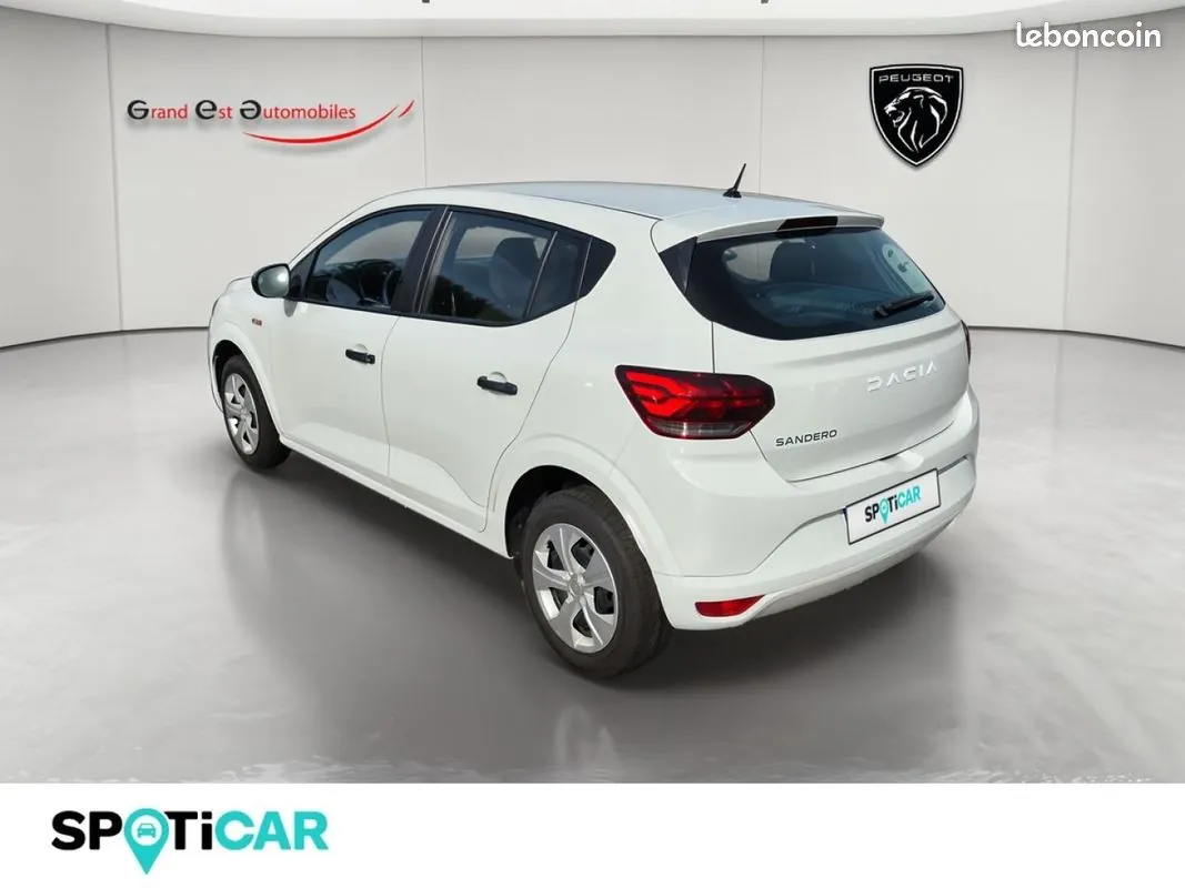 Dacia Sandero 2023 photo 3