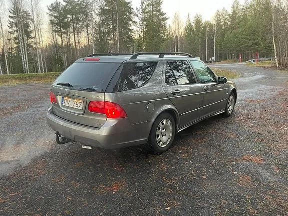 Saab 9-5 2006 photo 2