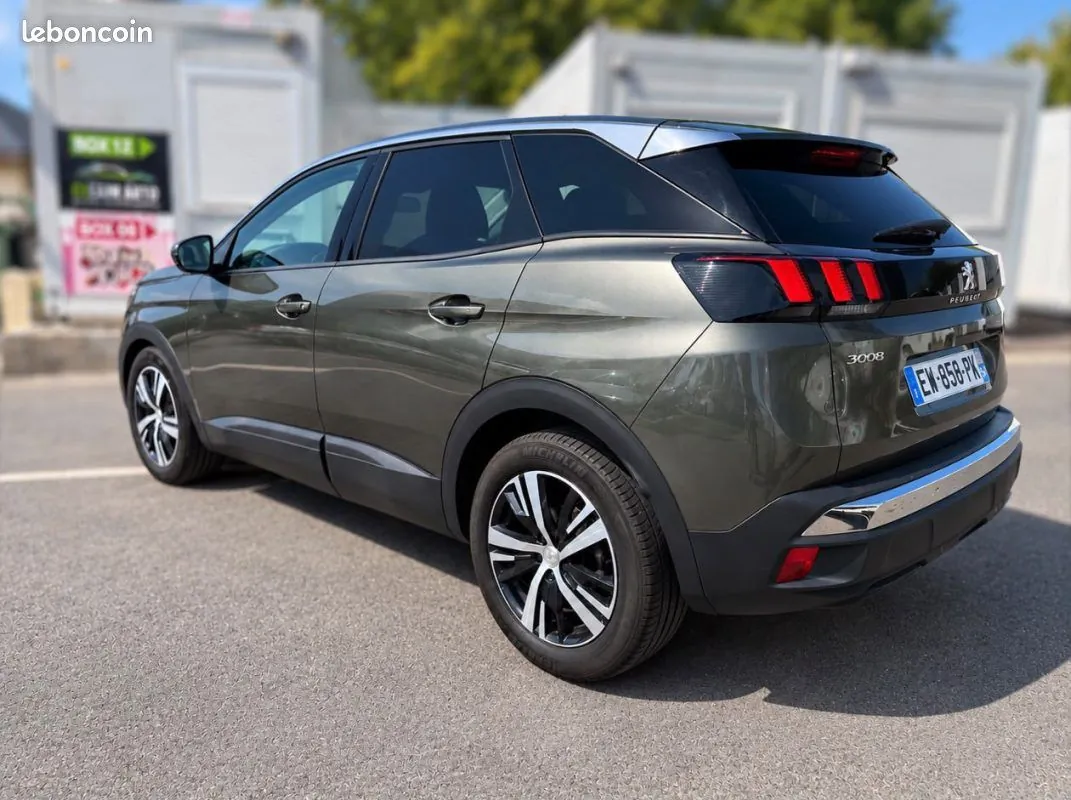 Peugeot 3008 2018 photo 3