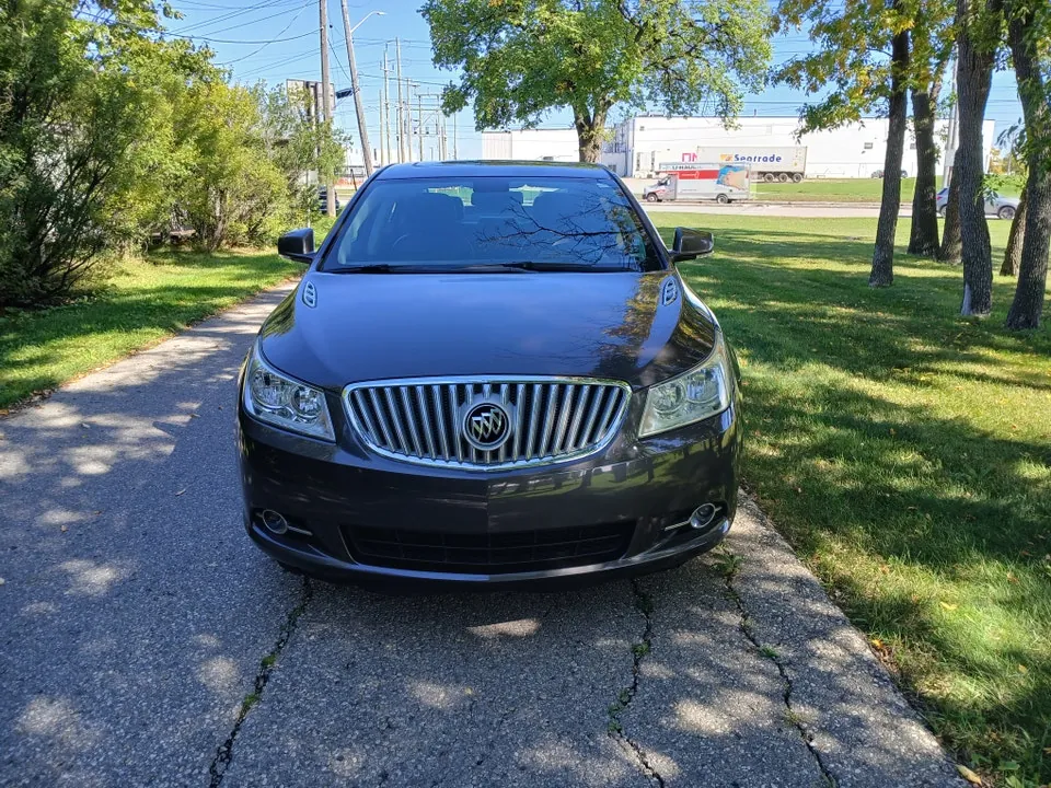 Buick Lacrosse 2012 photo 2