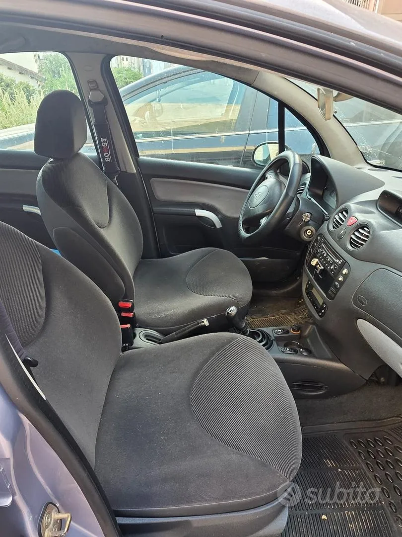 Citroen C3 2003 photo 2