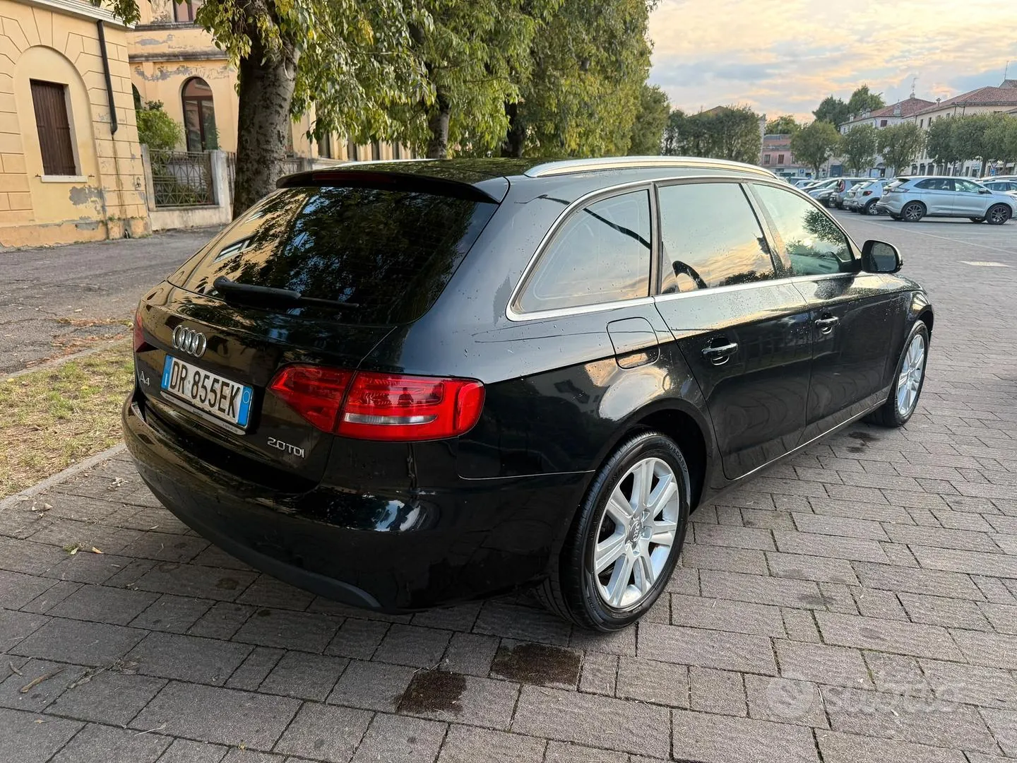 Audi A4 2008 photo 4
