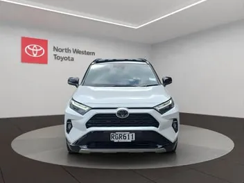 Toyota Rav4 2025 photo 3