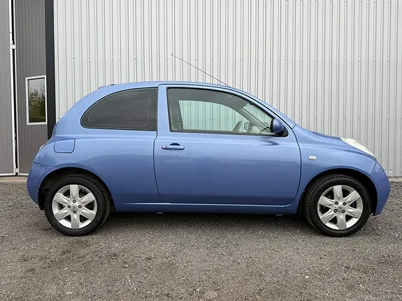 Nissan Micra 2004 photo 3