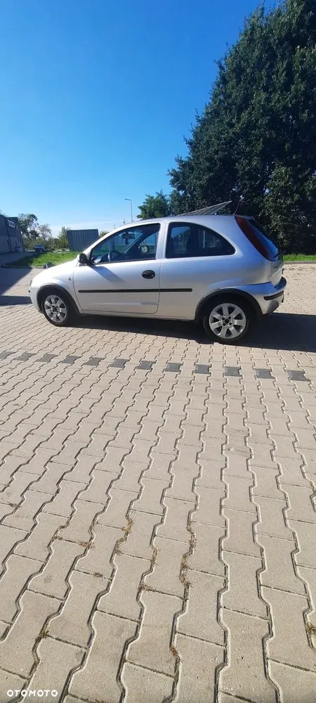 Opel Corsa 2005 photo 2