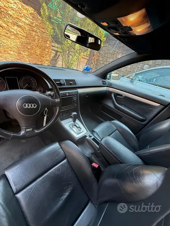 Audi A4 2004 photo 3