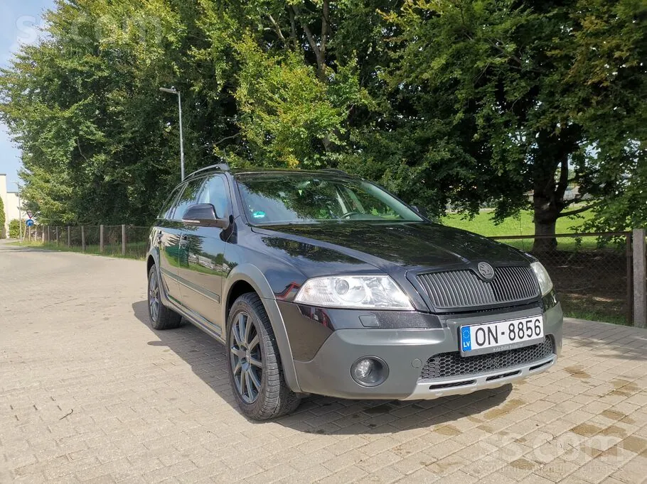 Skoda Octavia 2009 photo 3