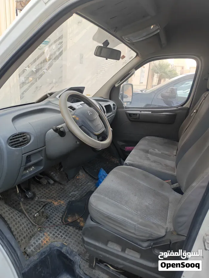 Maxus V80 2014 photo 2