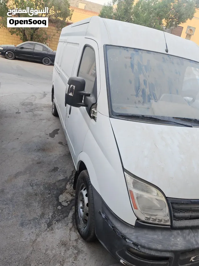 Maxus V80
