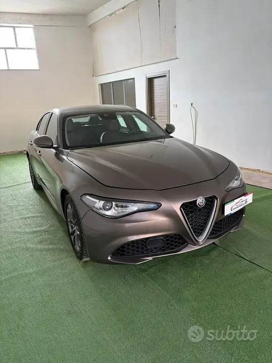 Alfa Romeo Giulia 2018 photo 3