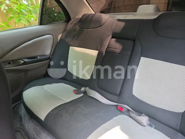 Nissan Sunny 2004 photo 4