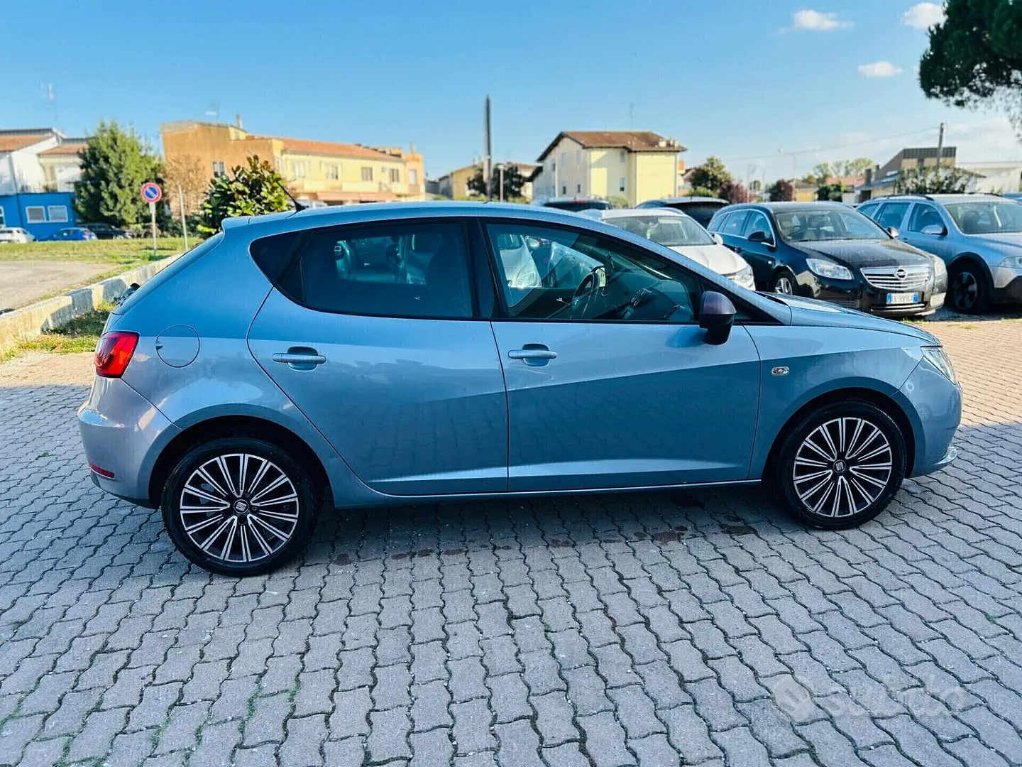 Seat Ibiza 2016 photo 4