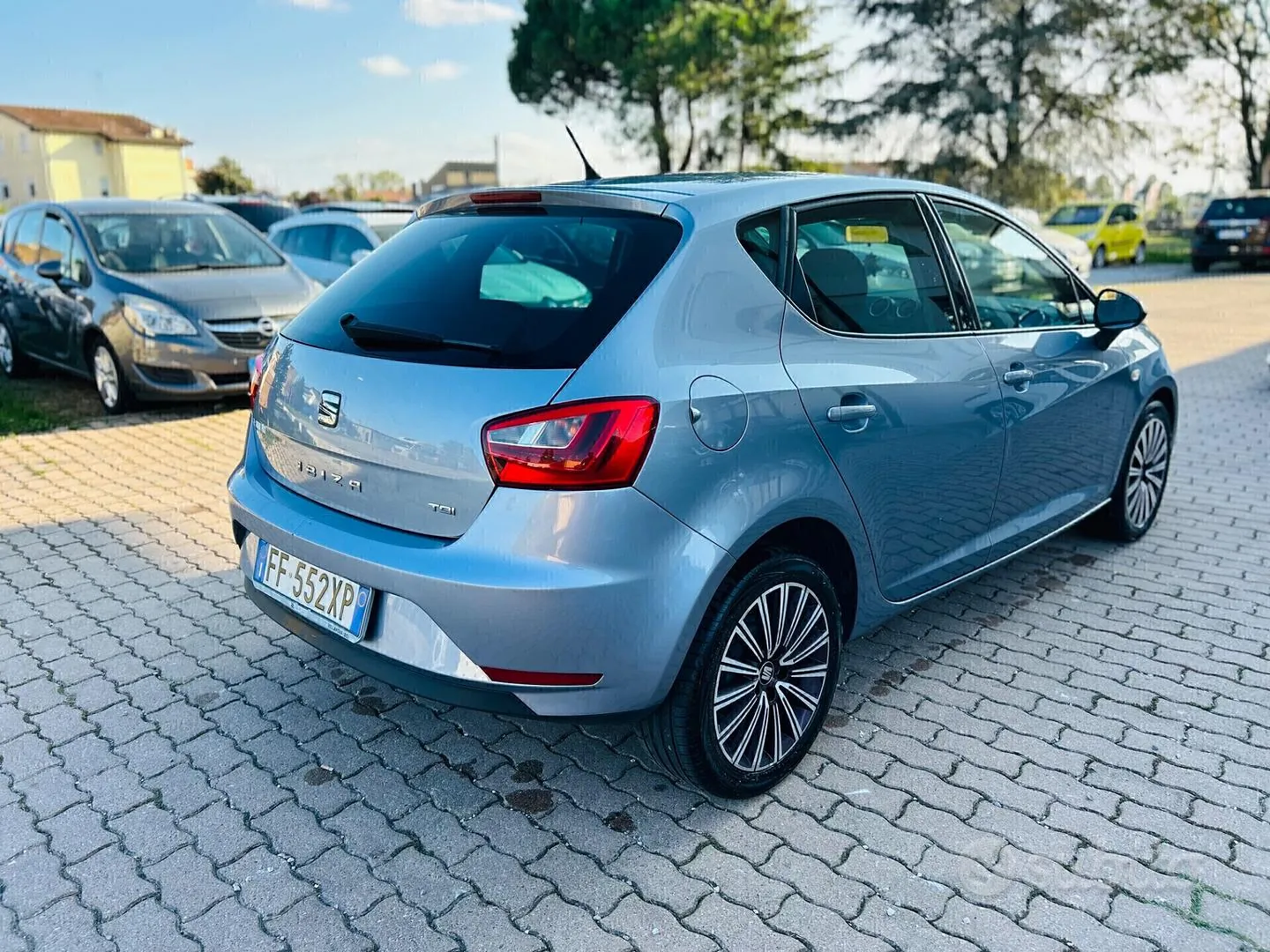 Seat Ibiza 2016 photo 5