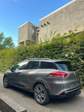 Renault Clio 2015 photo 2