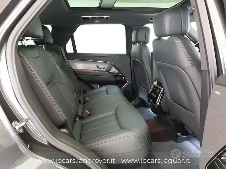 Land Rover Range Rover Sport 2026 photo 5