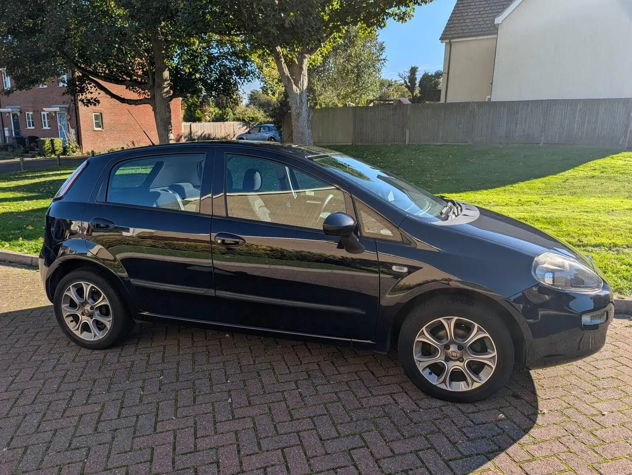 Fiat Punto 2015 photo 3