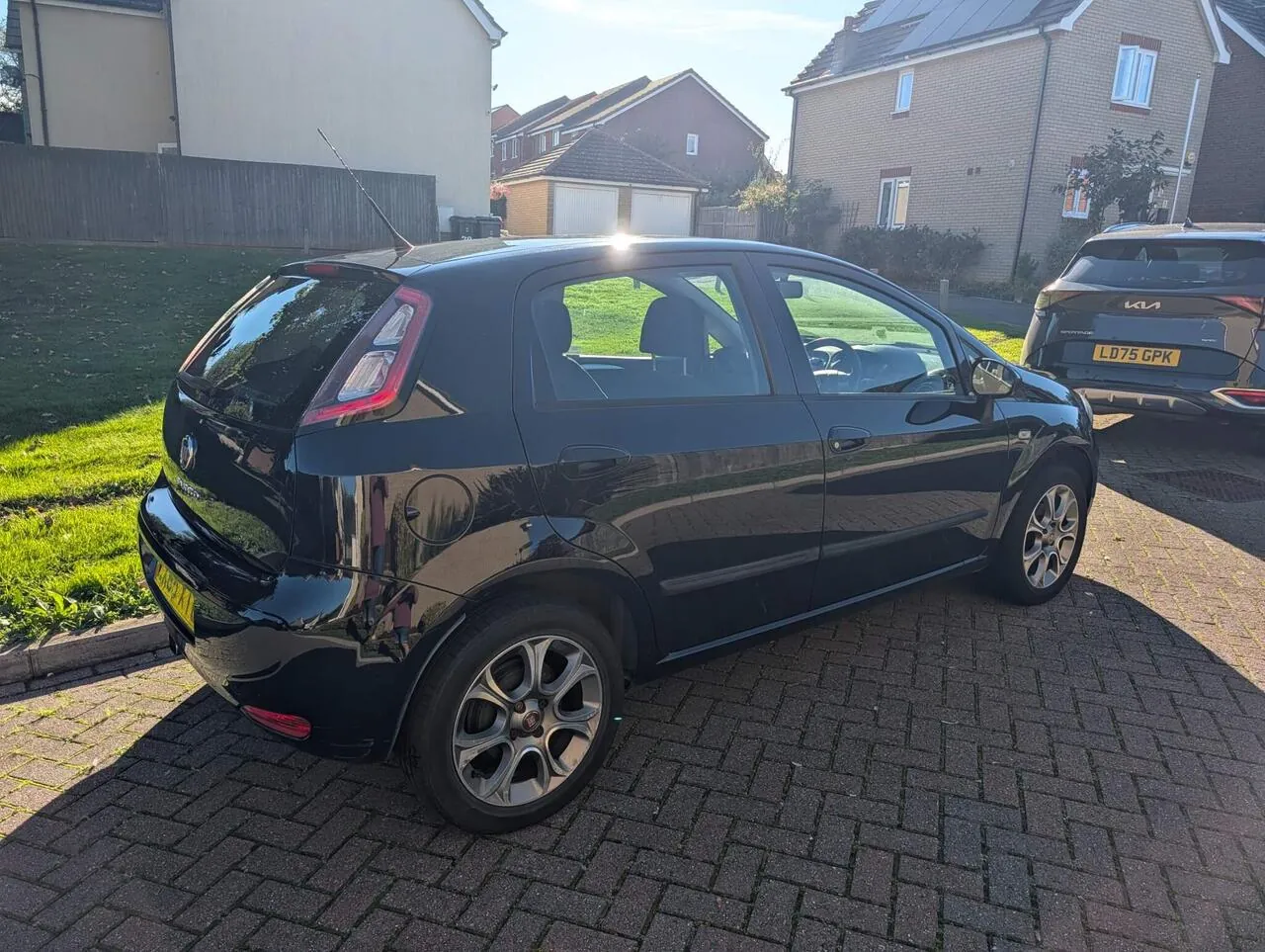 Fiat Punto 2015 photo 2