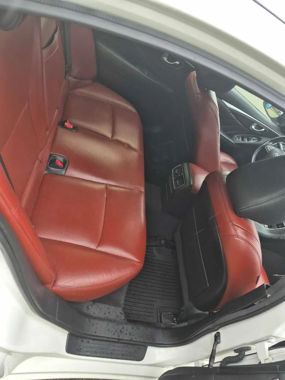 Infiniti Q50 2015 photo 4