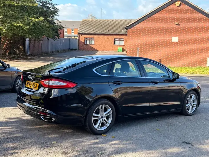 Ford Mondeo 2015 photo 5