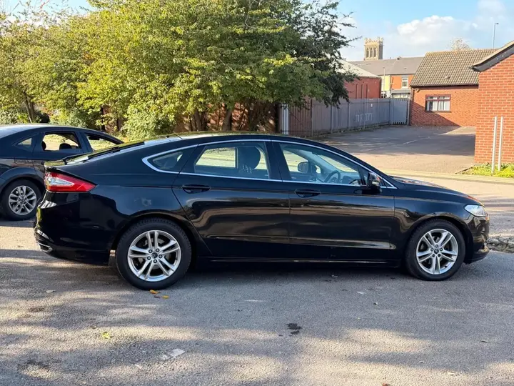 Ford Mondeo 2015 photo 4