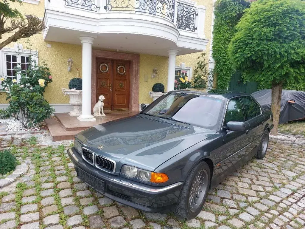 BMW 7 Series 2000 photo 3