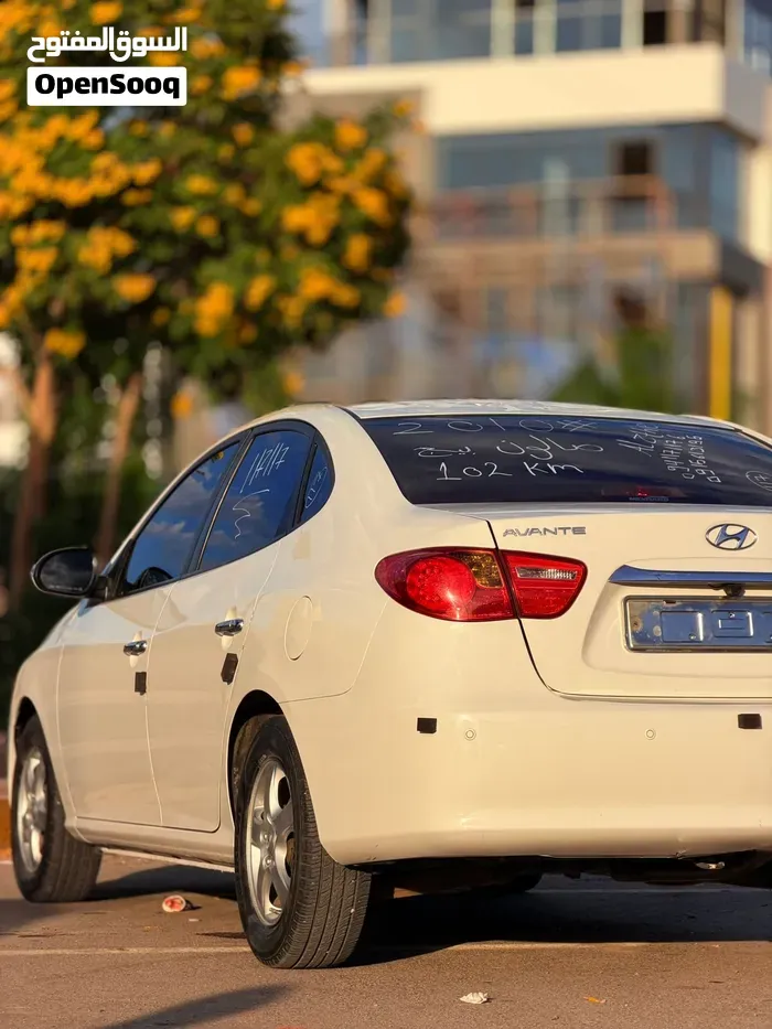 Hyundai Avante 2010 photo 3