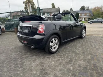 Mini Cooper 2011 photo 2
