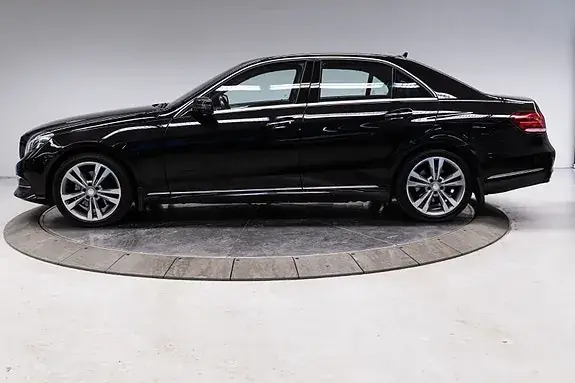 Mercedes-Benz E 220 D 2015 photo 2