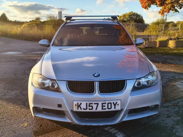 BMW 3 Series 2007 photo 2