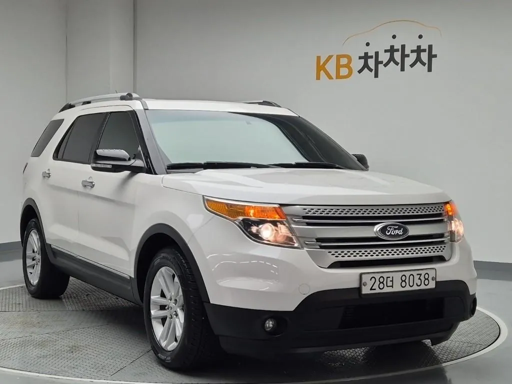 Ford Explorer 2014 photo 4